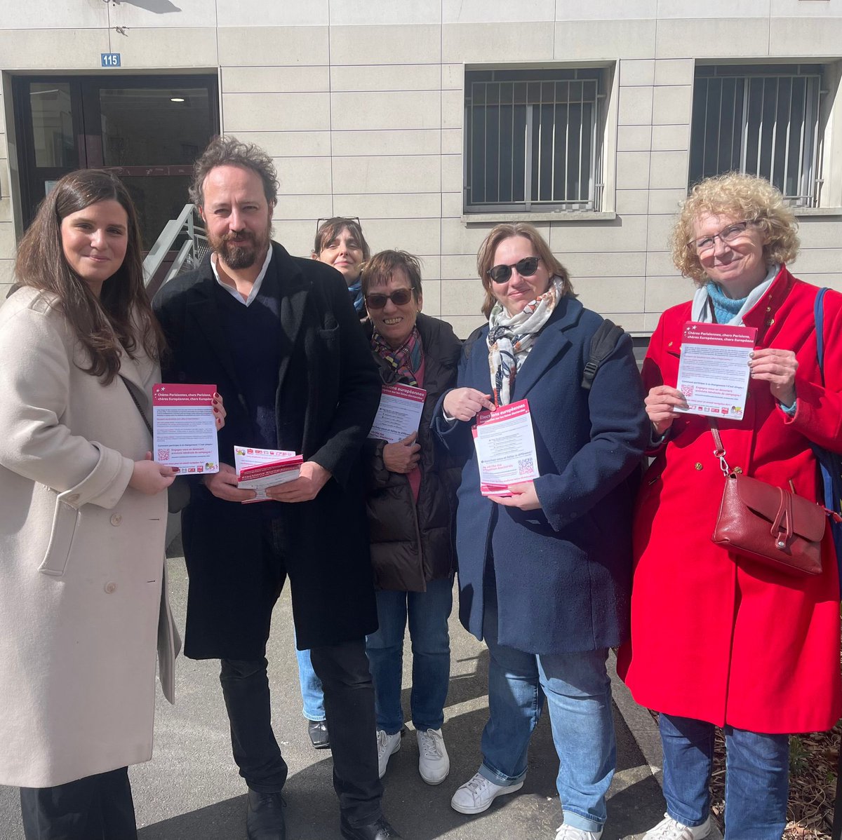 PS Paris 15 🌹 (@psparis15) on Twitter photo 🌹🇪🇺 A #Brancion, aux #Périchaux et sur le marché #VascoDeGama, les socialistes #TousSurLePont !
Pour la liste menée par <a href="/rglucks1/">Raphael Glucksmann</a>, l’Europe sociale-écologique que nous portons !
Vérifier votre inscription sur les listes électorales : service-public.fr/particuliers/v…
#Europeennes2024 🌹🇪🇺 A #Brancion, aux #Périchaux et sur le marché #VascoDeGama, les socialistes #TousSurLePont !
Pour la liste menée par <a href="/rglucks1/">Raphael Glucksmann</a>, l’Europe sociale-écologique que nous portons !
Vérifier votre inscription sur les listes électorales : service-public.fr/particuliers/v…
#Europeennes2024