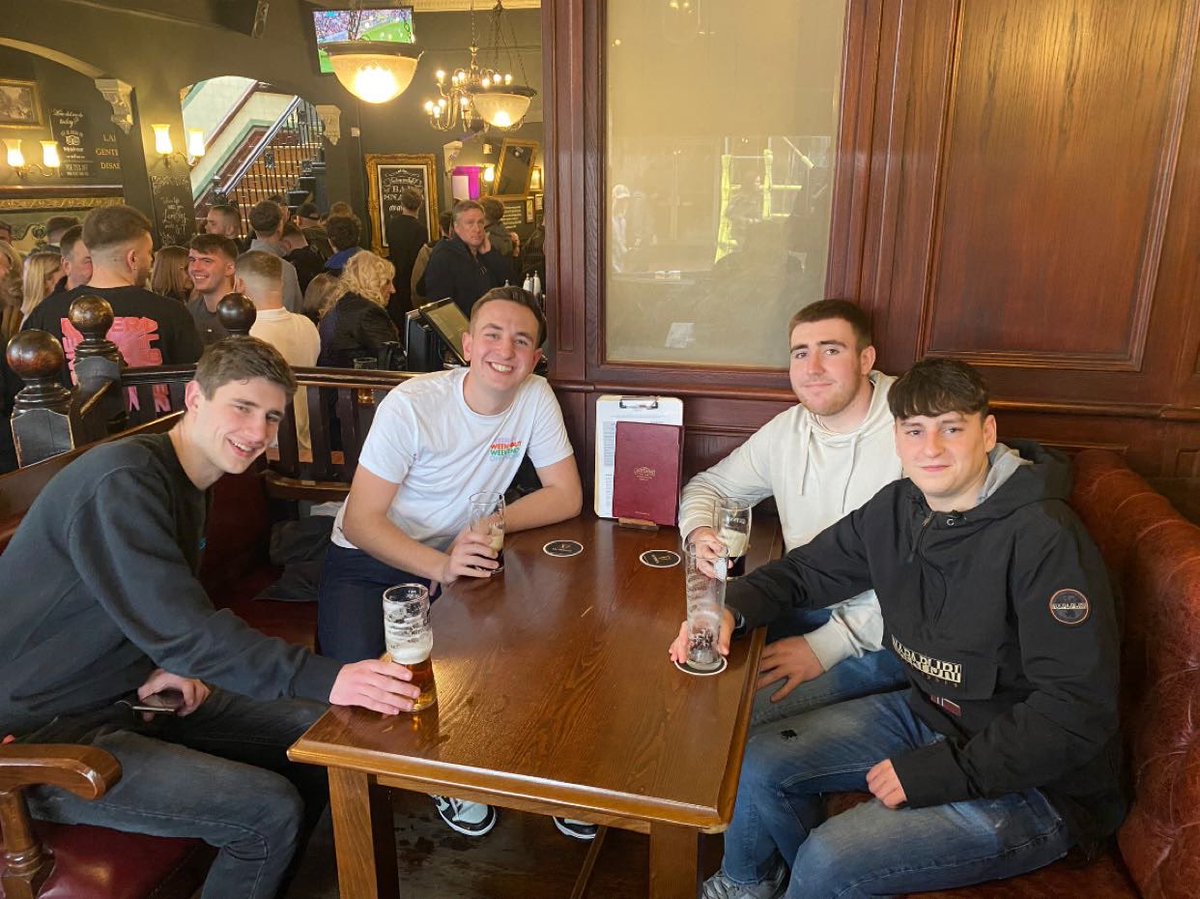 jamiescrine's tweet photo. WBA away @finn_manfield @_JadenBarter @Lewis42201496 https://t.co/wDf1PxCgXm