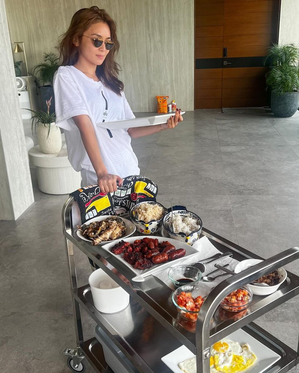 bernardokath's tweet photo. Proof of life!✌🏻

...and proof of work-life balance.
Sorry, been MIA! 🤓

Happy Saturday! https://t.co/PxOLrCmZR9