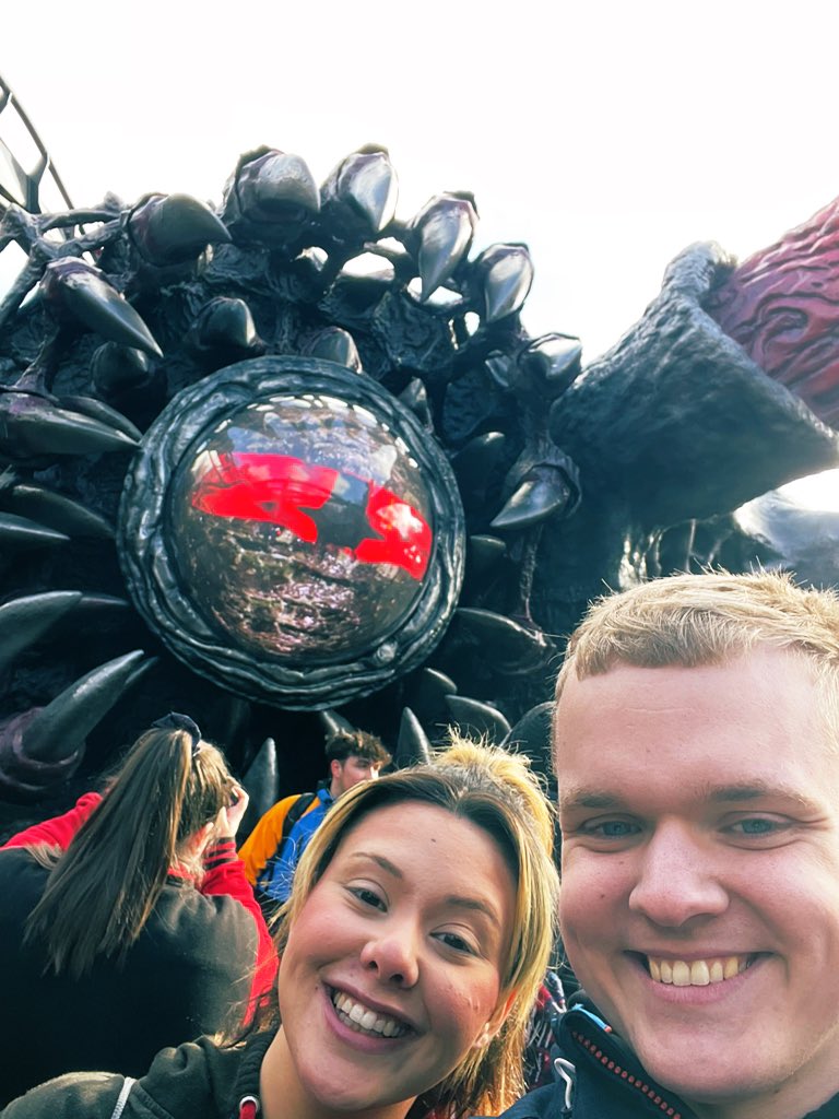Cait_lynB's tweet photo. Nemesis/ Alton Towers opening day is going well so far! Managed 2nd train (the run almost killed me off but was worth it 😂) had a ride on Galactica and now chilling in pizza and pasta, could fall asleep😴😴😴 https://t.co/cbnaD8YN7E