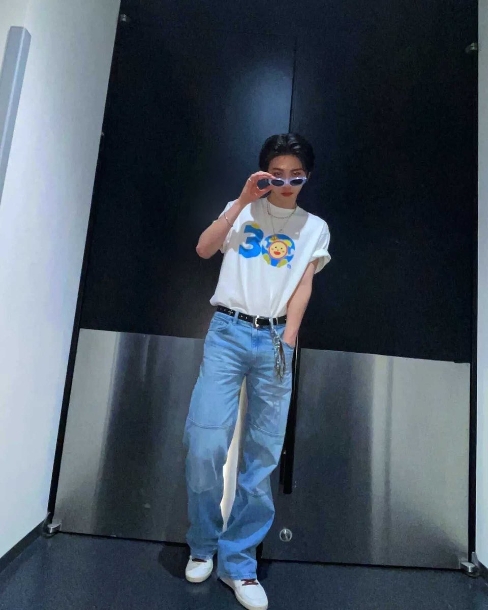 BOYNEXTDOOR_twt's tweet image. 일문이들 뭐해요?

#BOYNEXTDOOR #TAESAN
#보이넥스트도어 #태산