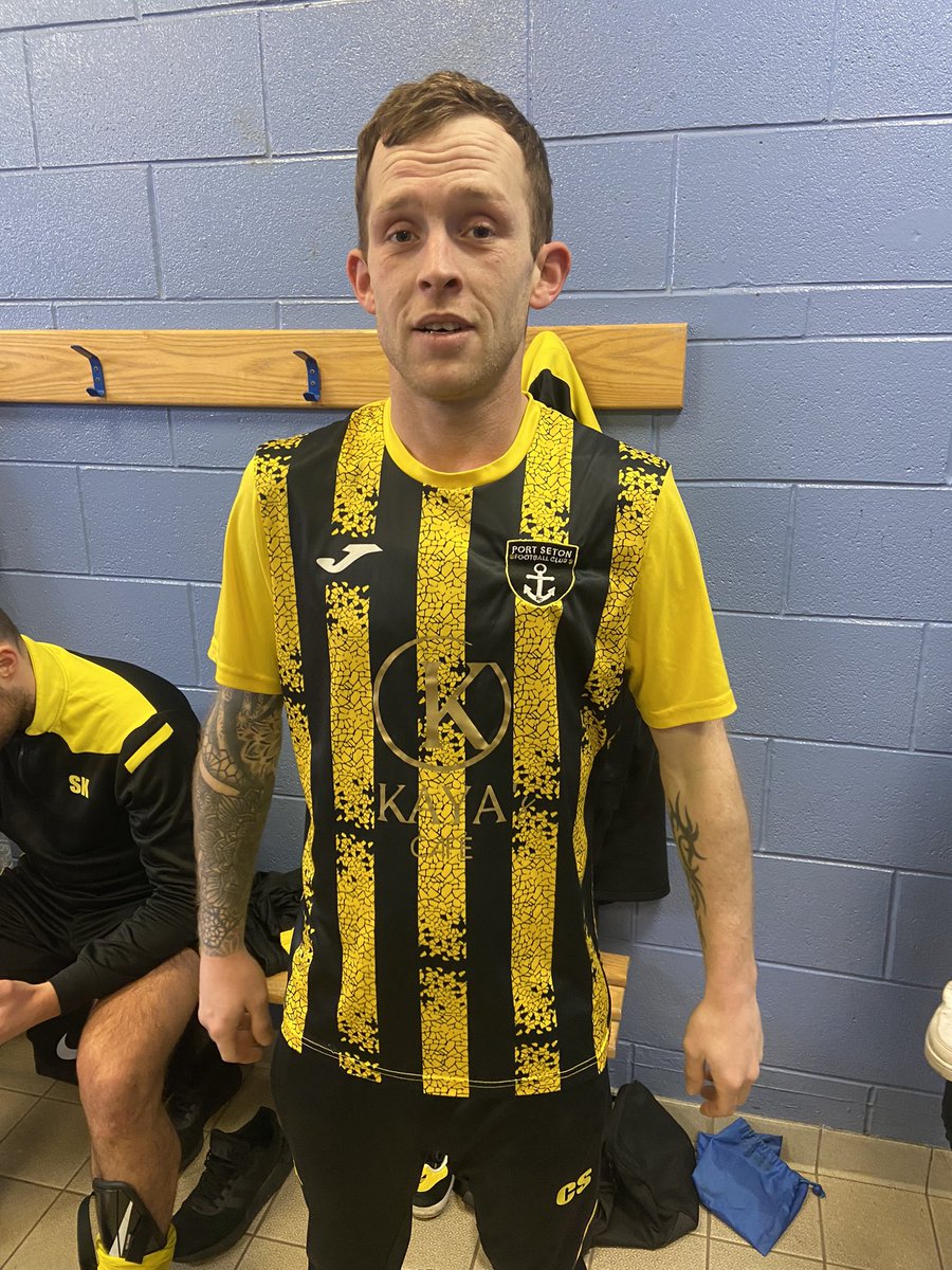 Well, certainly not at our best first half this morning but managed to dig in and win in the end quite convincingly! 3-0 final score! Goals from:

⚽️⚽️ Chrissy
⚽️ <a href="/Killen97/">Jordan Killen</a> 

Used our full squad well today with players coming on making a good impact! MOTM Chrissy Stevenson! 💛🖤