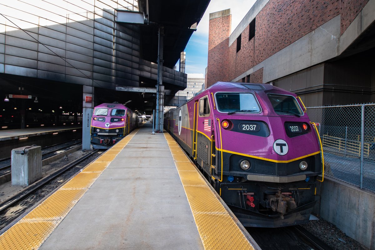 🚆@MBTA_CR • Running extra cars • Buy $10 weekend pass for unlimited travel on Saturday/Sunday for all zones • Recommend using mTicket app 🚍Bus • Routes 9, 10, 11, 16, 17 & 47 are detoured • Buses will not stop at Broadway starting at 9:45 AM & Andrew after 10:15 AM