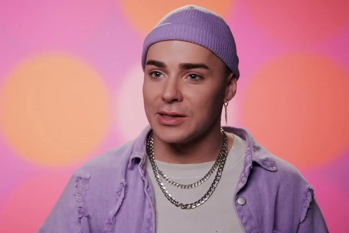 DannyManus's tweet photo. She had the Challenge. ✅️
She had the runway look.✅️
She had the personal story.✅️
How TF did she NOT get the Win??
#JusticeforQ #rigged #gagged
#rupaulsdragrace #DragRace https://t.co/P88va8UltE