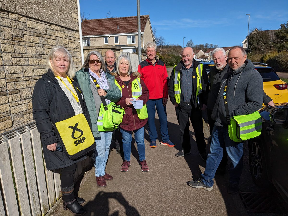 Our group canvassing in Stonehaven, in the sunshine.
Thanks to all the residents who chatted with us today.
#forScotland