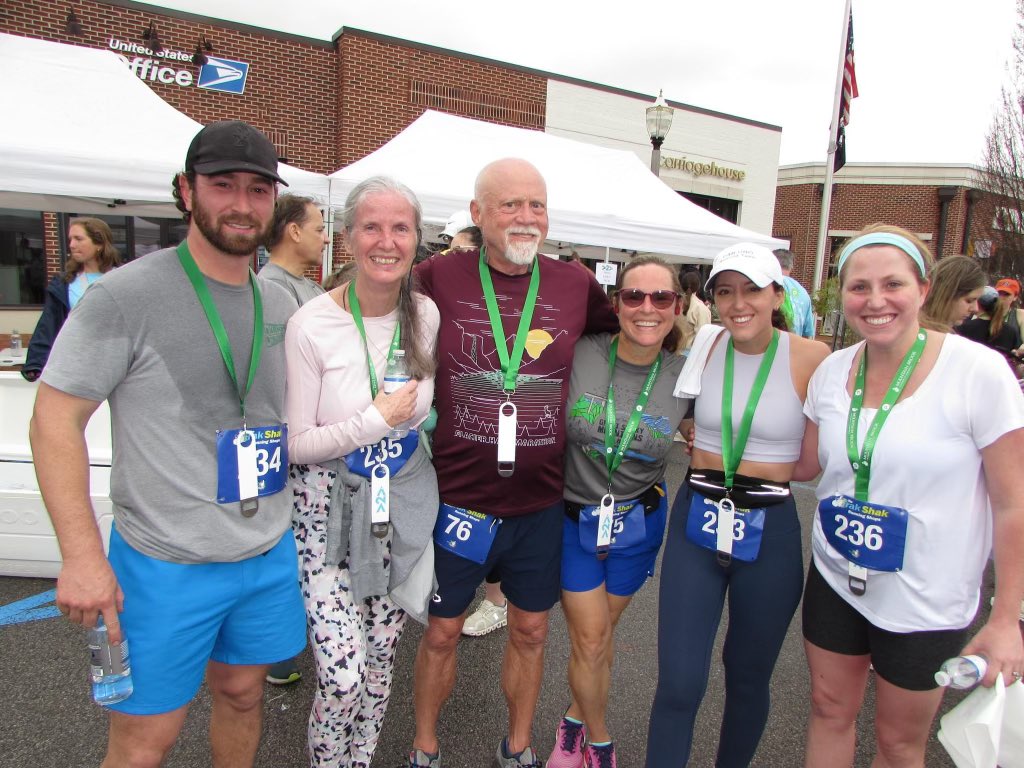 UABUrology's tweet photo. Highlighting our @UABUrology running club, “Urine Motion” at the @Publix Village-to-Village 10k last weekend https://t.co/YKq7zTx6hT