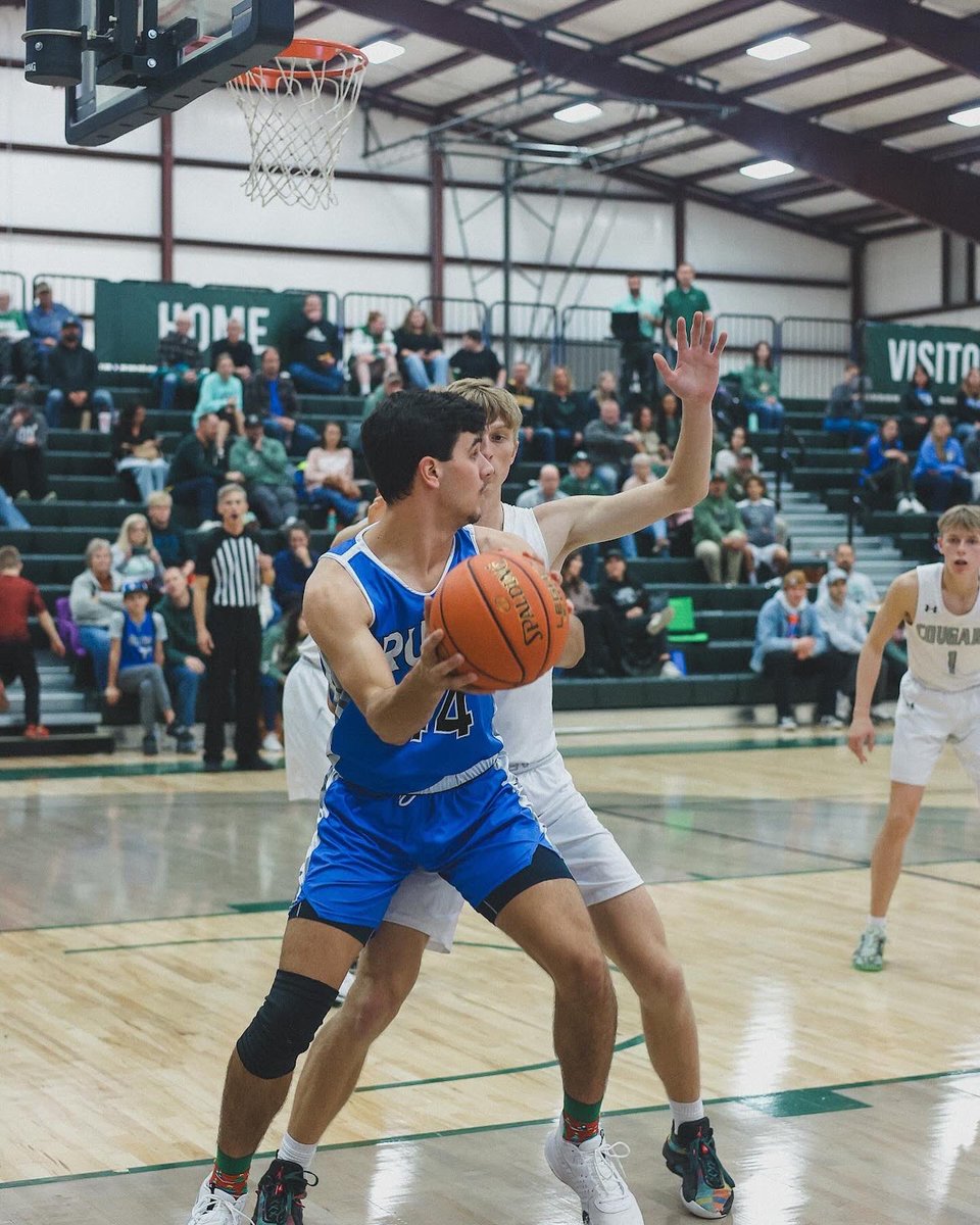 Joseph_Graves44's tweet photo. Senior Season -
15.8 ppg
7.2 rpg
1.8 bpg
68% FG percentage
All-Tournaments: Clever, Mansfield, Conway, McAuley, and State Tournaments
All-Region Team
Regional MVP
All-American
Nominated for NCHBC Player of the Year
2,411 career points
So blessed to be apart of this great team! https://t.co/NYem7Yfyir