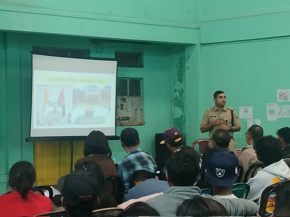 EKH_Police's tweet photo. SDPO Sadar participated in an awareness programme on Substance abuse, organised by St. Edmund's College.

Focus was on components of NDPS Act and results of falling prey to substance abuse. The efforts of Meghalaya police to this extent were highlighted
@lrbishnoiips 
@meghpolice https://t.co/jh6bn65Pjw