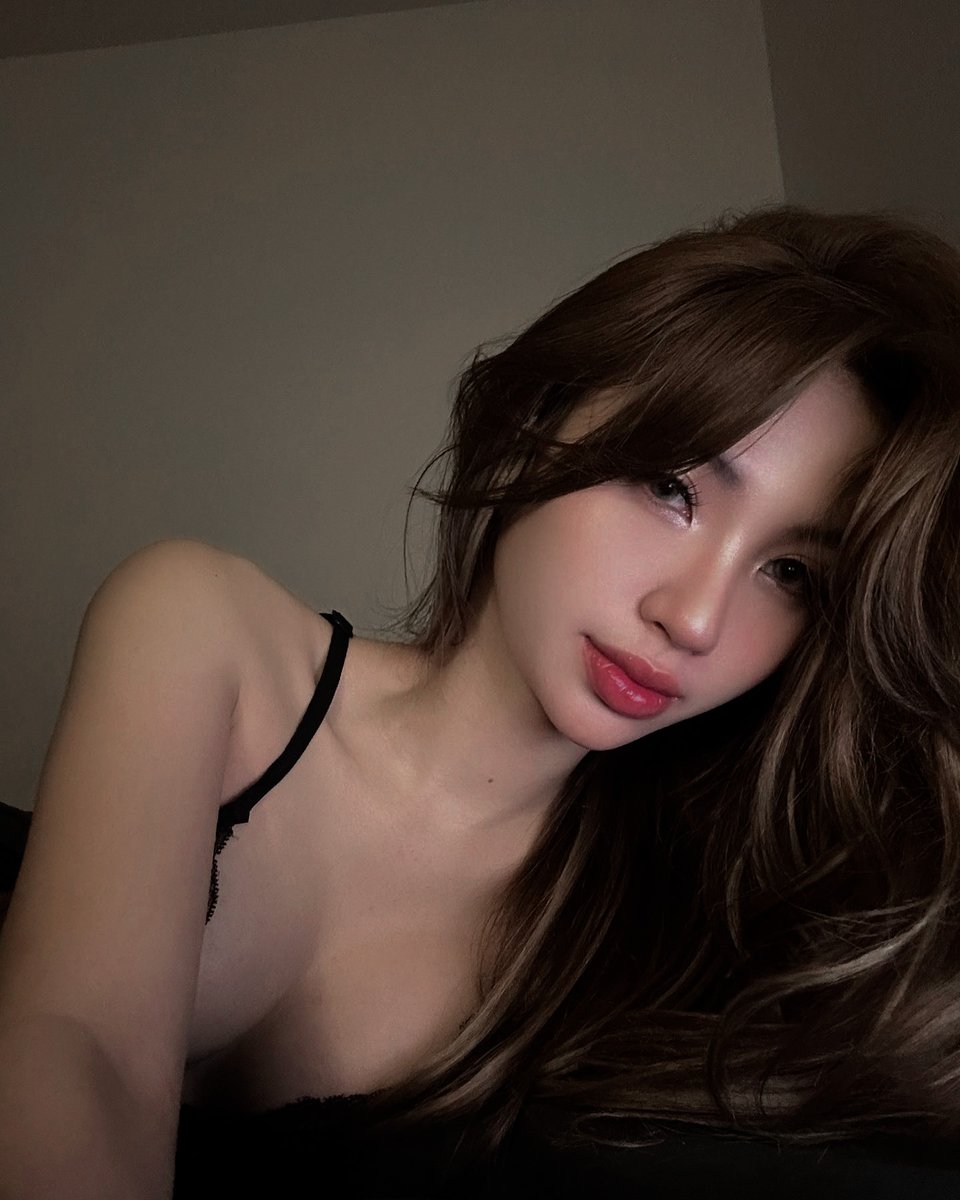 laviestbeille's tweet photo. ㅤ ️️
ㅤ ️️
ㅤ ️️
ㅤ ㅤ ️️
 ️️Happines can be found even in the darkest of times, when one only remembers to turns on the light.
ㅤ ️️
ㅤ ️️
ㅤ ㅤ ️️
ㅤ ️️ https://t.co/FiFRoZpjzN