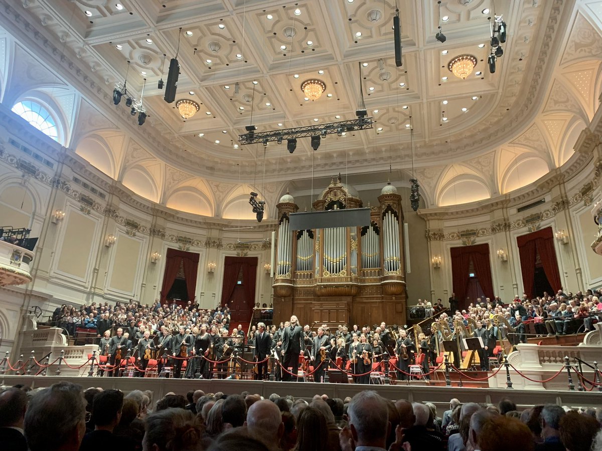 We are delighted! Standing ovations for Wagner‘s „Die Walküre“ on period instruments @Concertgebouw in #Amsterdam today! 👏 Congrats to the Dresdner Festspielorchester, @ConcertoKoeln and Kent Nagano! #dmf2024 #thewagnercycles ❤️
