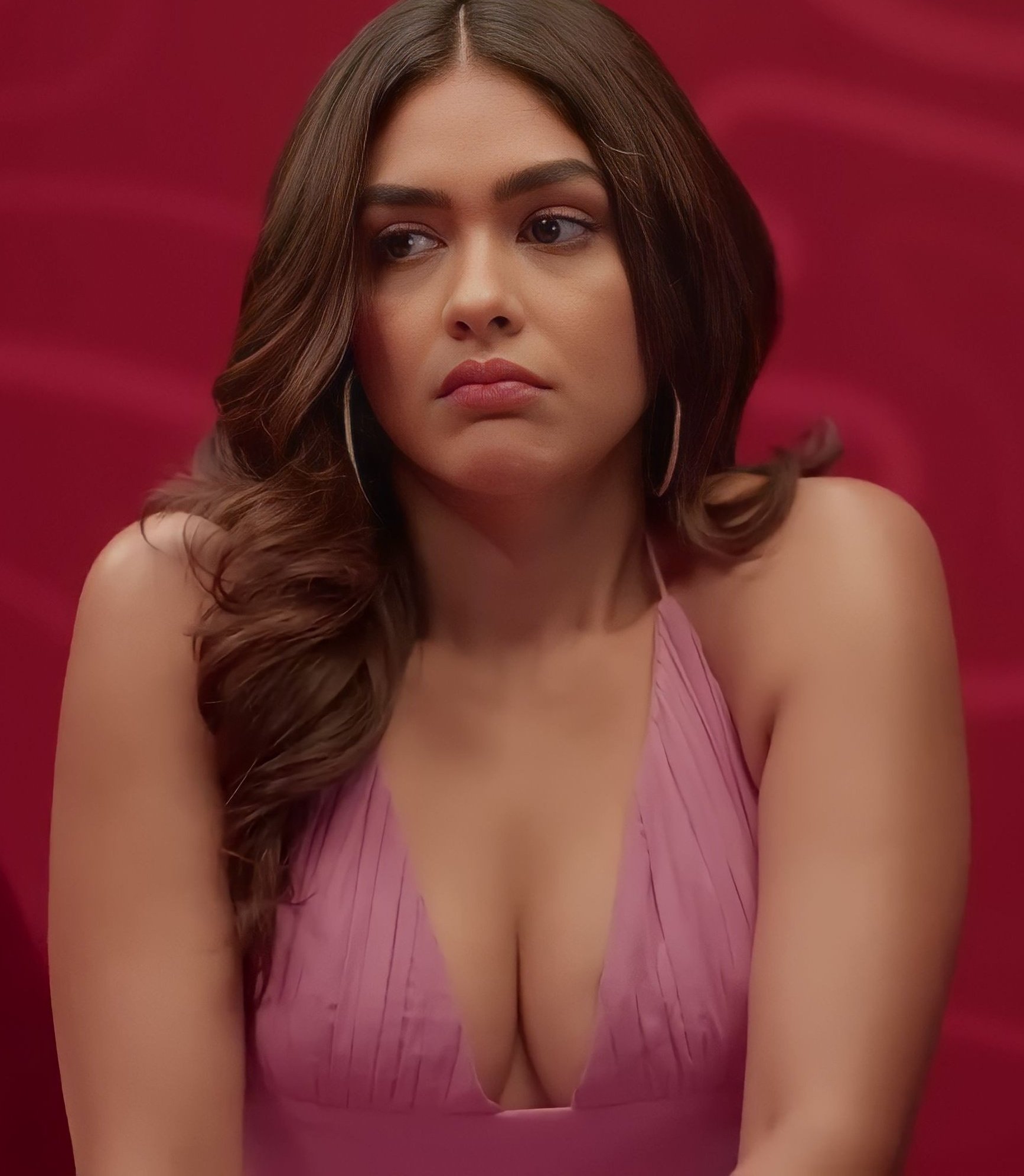 GIzAuzxagAAgZLP?format=jpg&name=large