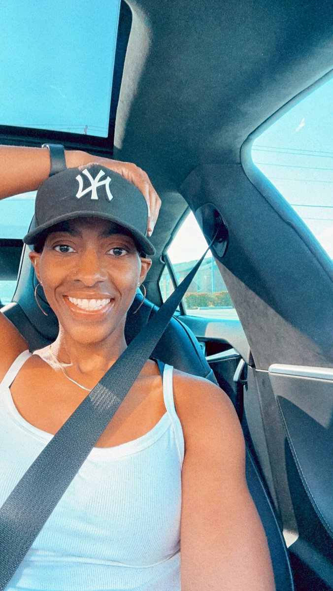 AprilTheRoo's tweet image. Good morning ☀️ #Crypts 😘