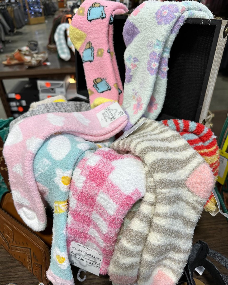Socks just in time for spring!

#travsoutfitter #watertownsd #fuzzysocks
