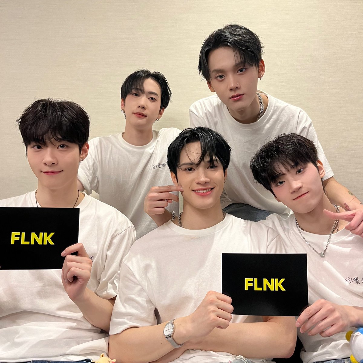 bstageplus's tweet photo. [📸]
2024 ONE PACT ZEPP TOUR IN JAPAN：HANA

뜨거웠던 원팩트 제프투어의 마지막을 FLNK와 함께해서 행복한 오늘🥰
&amp;♡! 원팩트 꿈꾸며 잘자요🌝

#원팩트 #ONEPACT #ワンパクト #HANA 
#JONGWOO #종우
#SEONGMIN #성민
#TAG #태그
#YEDAM #예담
#JAYCHANG #제이창
#ONLINE #STREAMING #FLNK https://t.co/HxcohajwQV