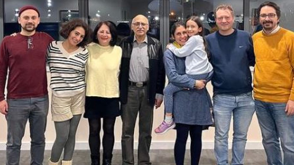 Happy freedom anniversary 🕊️ On March 16, 2022 Nazanin Zaghari-Ratcliffe and Anoosheh Ashoori were reunited with their families in UK. Nazanin spent 6 years, Anoosheh 4.5 years as a hostage in Iran. #EndHostageDiplomacy #FreeNahid