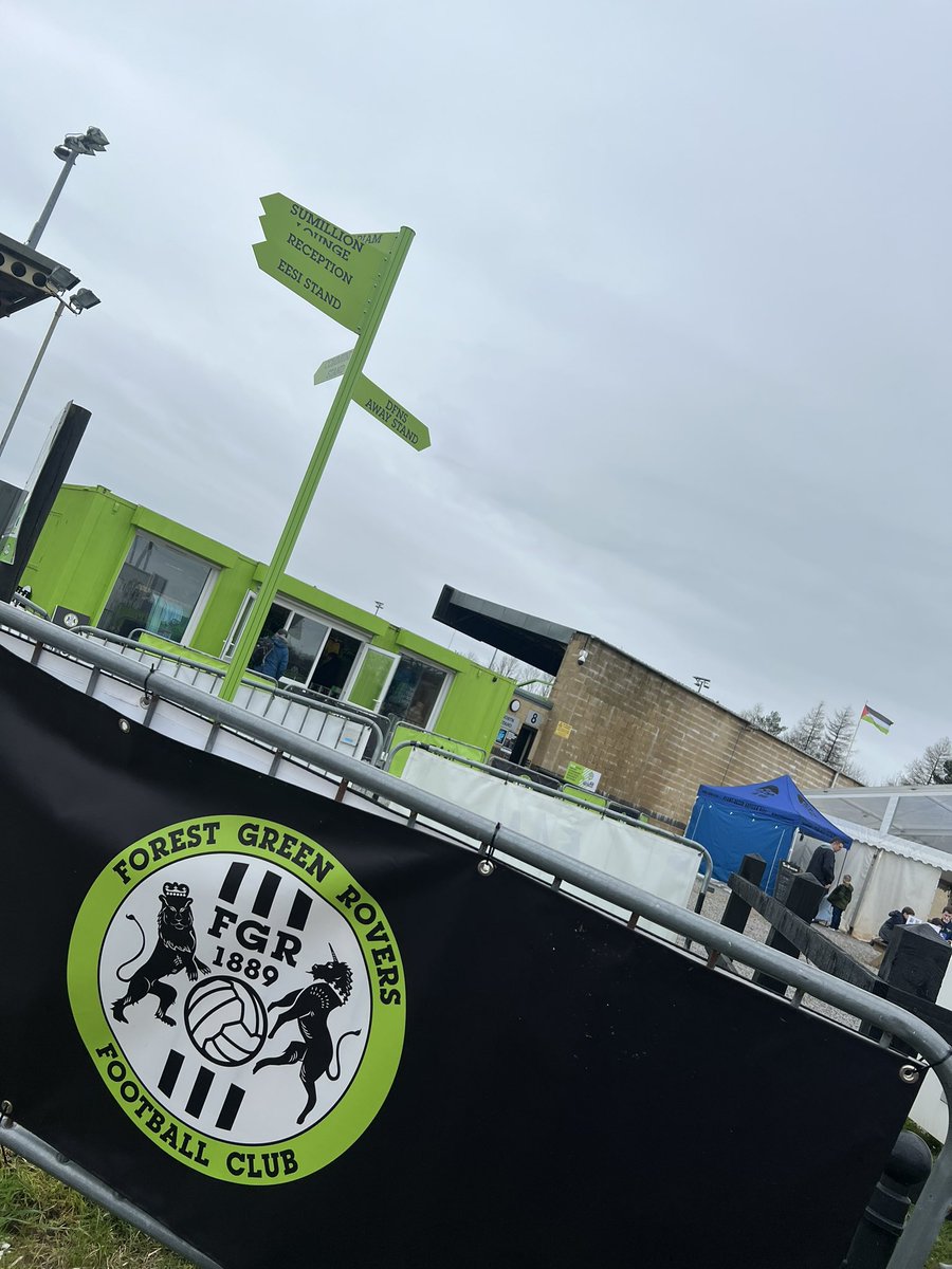 CharlotteR_22's tweet image. A massive battle at the bottom of League 2 takes place today.

A resurgent Forest Green Rovers have 4 wins in their last 7, a good run lifting them out of the bottom 2 for the first time since November. 

For Sutton, nothing but three points will do.

Updates on #BBCFinalScore 😊