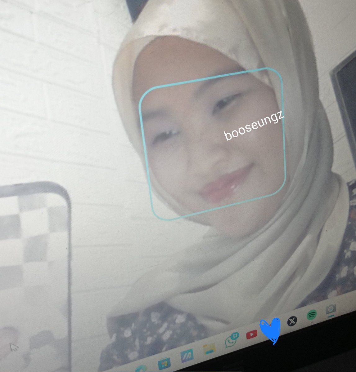 🍊 : sini samper abang main
🩷 : otw bang

#CARAT_SELCA_DAY #CSD #CARAT #CaratSelcaDay #SEUNGKWAN #승관 #SEVENTEEN <a href="/pledis_17/">세븐틴(SEVENTEEN)</a>