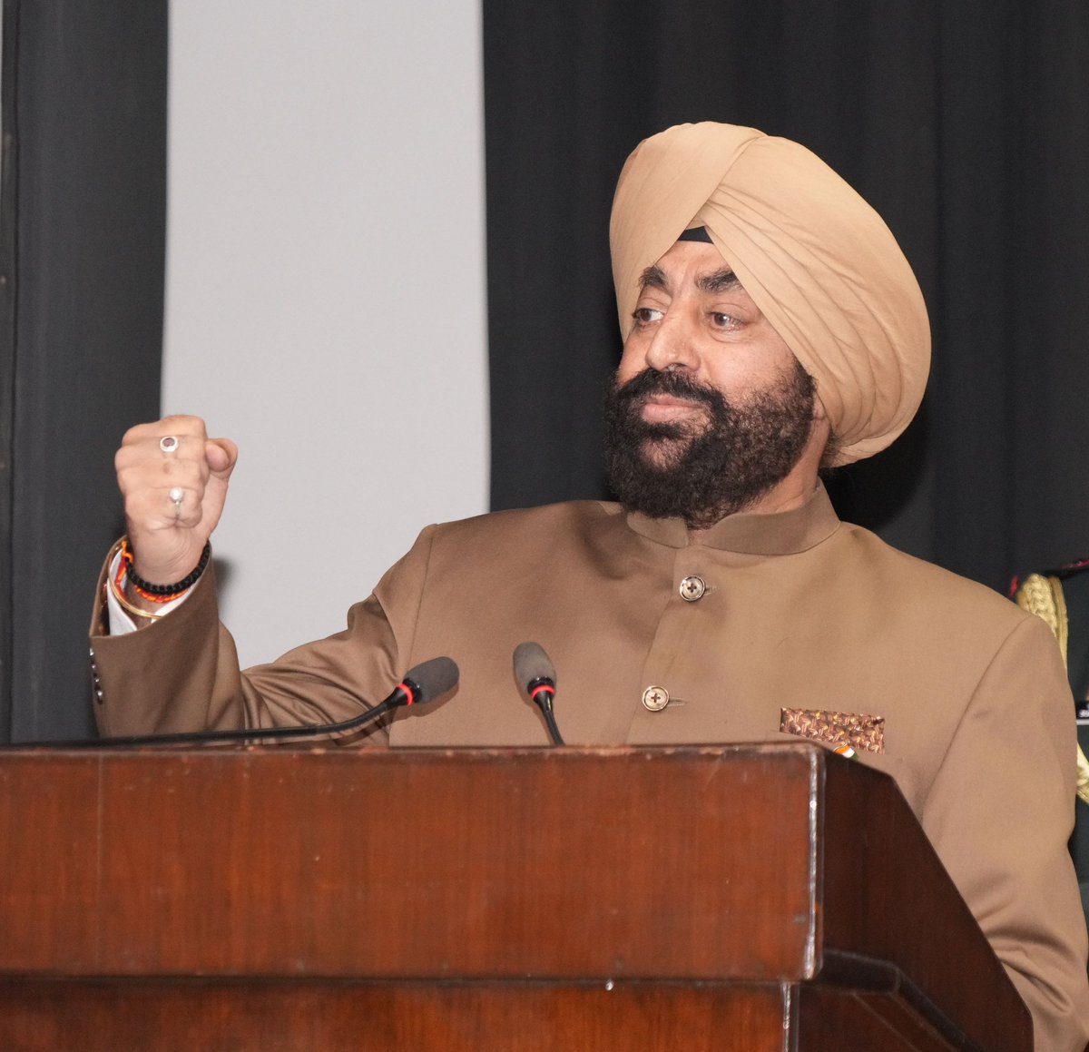 LtGenGurmit's tweet photo. The book “International Relations” written by former DGP Ashok Kumar and ASP Hisar, Haryana Rajesh Kumar Mohan was released at Raj Bhawan. This book serves as an invaluable tool for young minds gearing up for the UPSC, ensuring their preparation is smooth. 

This book is an invaluable resource for UPSC aspirants, facilitating their preparation process. India's significance on the global stage is underscored by its rich history and strategic positioning.

In a significant shift from its long-standing defensive approach, India is adopting a more assertive and transparent foreign policy, actively contributing to international peace and security.

आज राजभवन में पूर्व डीजीपी अशोक कुमार और एएसपी हिसार, हरियाणा राजेश कुमार मोहन द्वारा लिखित ‘‘इंटरनेशनल रिलेशन्स’’ पुस्तक का विमोचन किया। मैं पुस्तक के लिए लेखकों को बधाई एवं शुभकामनाएं देता हूं।

यह पुस्तक यूपीएससी की तैयारी करने वाले छात्रों के लिए एक बहुमूल्य संसाधन है और उन्हें इससे तैयारी करने में आसानी होगी। भारत अपने समृद्ध इतिहास और रणनीतिक स्थिति के साथ विश्व मंच पर एक महत्वपू���्ण भूमिका निभाता है। 

 भारत अपनी दशकों पुरानी सुरक्षात्मक नीति को बदलते ��ुए अब अधिक स्पष्ट एवं आक्रामक नीति की ओर अग्रसर हो रहा है तथा विश्व पटल पर अंतर्राष्ट्रीय शांति और सुरक्षा में अपनी महत्वपूर्ण भागीदारी निभा रहा है।

#internationalrelations #UPSC2024 #UPSCPrelims2024 #upscaspirants #Diplomacy #Uttarakhand #Bharat #Dehradun 

@rashtrapatibhvn @VPIndia @PMOIndia @narendramodi @adgpi @PIB_India @MIB_India @tourismgoi @HMOIndia @DefenceMinIndia @pushkardhami @ukcmo @MinOfCultureGoI @MSJEGOI
@MinistryWCD @EduMinOfIndia @AshokKumar_IPS