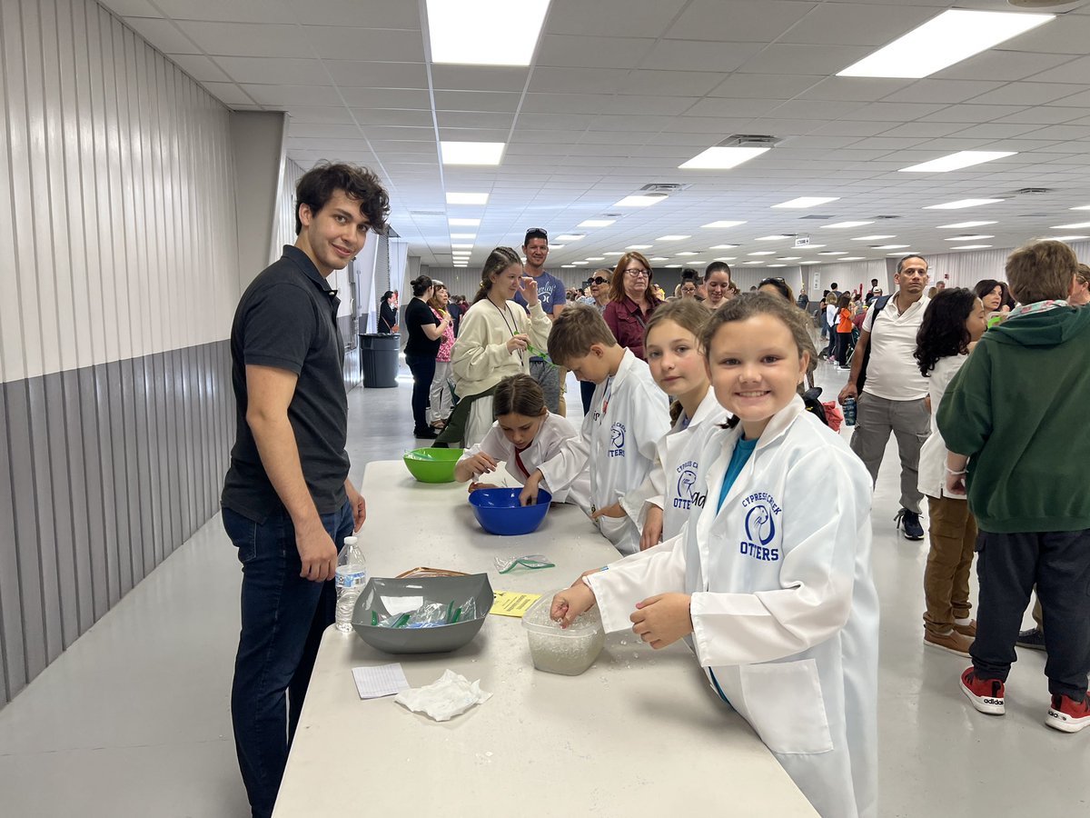 VCSElemSci tweet media