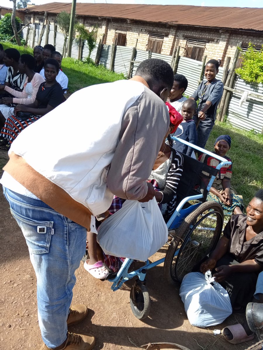KABSDA_Chapel's tweet photo. We have reached out to the home of PWDs near Kabale University as we end the global youth day. We are delighted and grateful to God for enabling us to reach out to these beautiful children of God. #GYD2024 🤍 https://t.co/dZY1BHs7B1