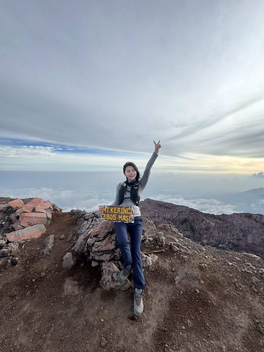 _Wendywalters's tweet photo. Mt Kerinci ✨ https://t.co/Kanc024H6W