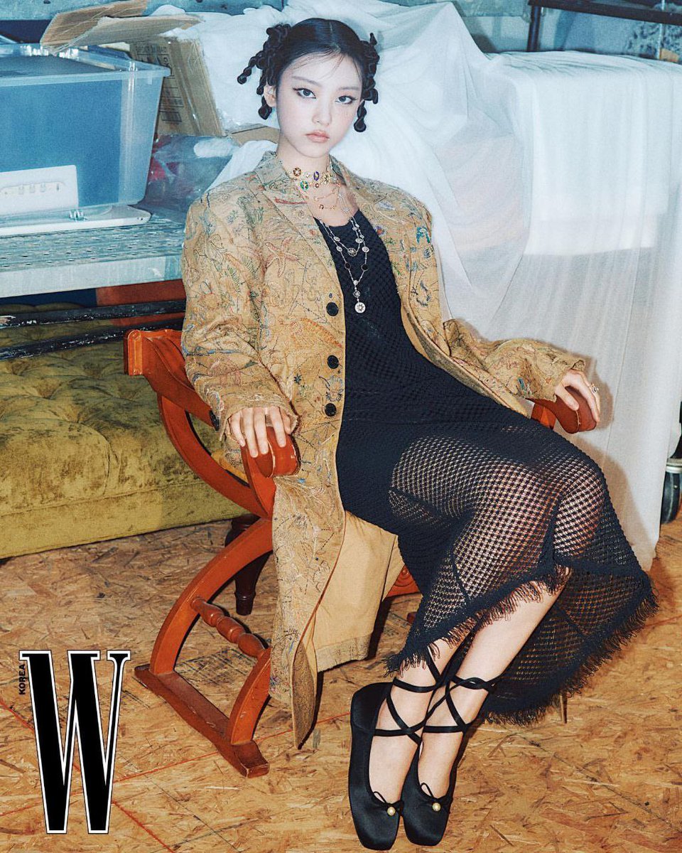 aurora_entt's tweet photo. ㅤㅤ                   
                       ﹫𝓴𝖺𝗇𝗀 𝗁𝖺𝖾𝗋𝗂𝗇 ৎ  𝗱𝗂𝗈𝗋 
                   —— .  🦋 ʼ 𐙚  ݁ 𝓯𝗈𝗋 𝘄 𝗸𝗼𝗿𝗲𝗮
ㅤㅤ https://t.co/ij8eYMbd03