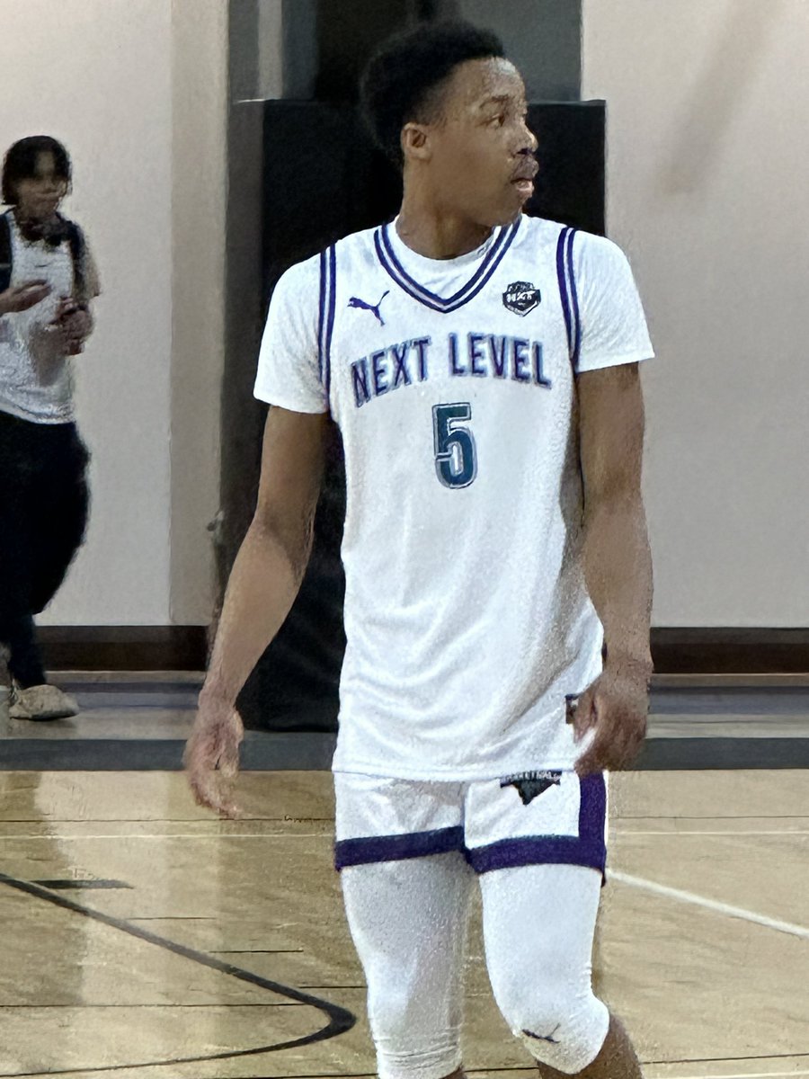 Next Level SC NXT Quhmareon Webb 2026 6’3 PG of Catawba Ridge ranked Top 5 PG in #BIGSHOTS 2026 #SCRankings. Smooth facilitating lefty turns D into O, plays above the rim, long frame, game continues to rise
<a href="/TheNextLevelSC/">Next Level SC</a> 
#SoutheastTipOff
