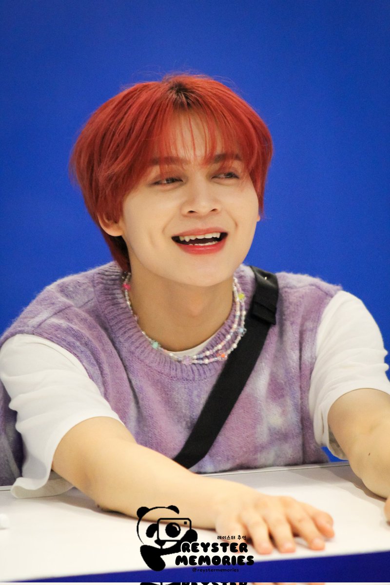aeriiidust's tweet photo. his smile can heal broken hearts https://t.co/uL6daiLKz7