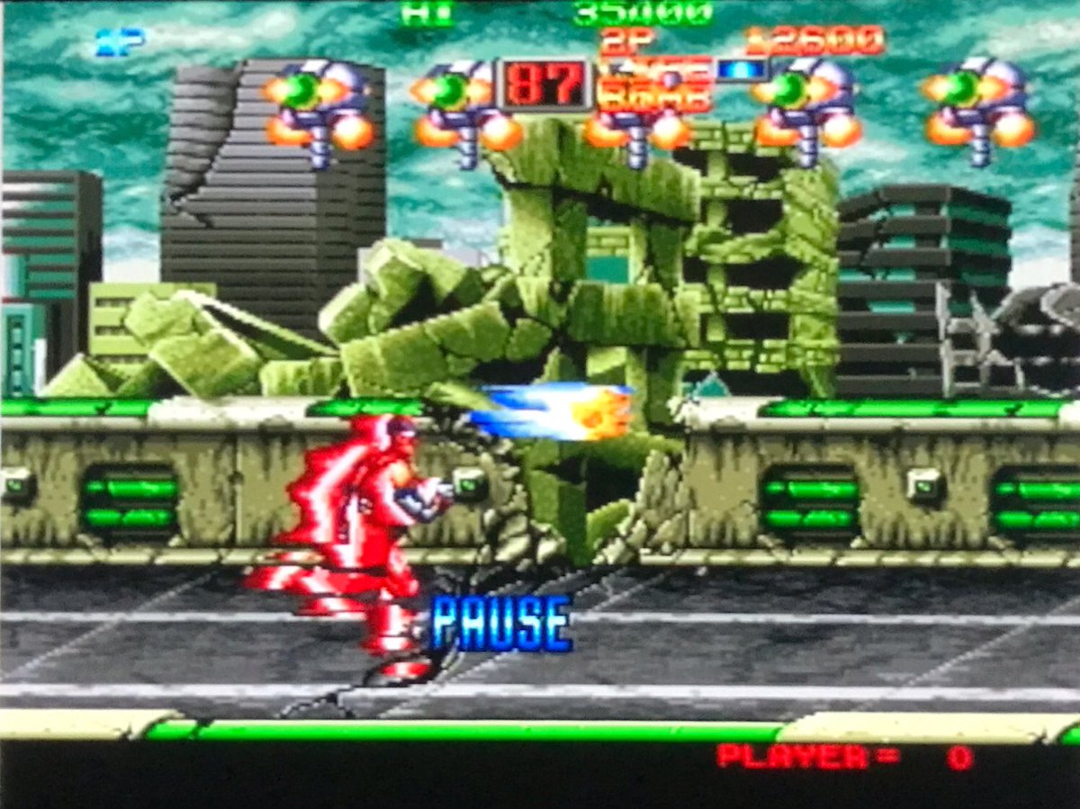 sekiro_51's tweet photo. NEO GEO AES エイトマン🕹
①3-3 ゾンビ兵は倒しても復活するので厄介🧟♂
️🎱を取ると一定時間無敵&ボム撃ち放題💣
②3-4 Boss魔人コズマ戦⚔️
③電撃を操る強敵⚡️ボム連発で撃破💥
④4-1 高速スクロール面💨敵の攻撃がかわしづらくなってる😵💫
#ネオジオ #NEOGEO #SNK
#8マン #8man #Eightman https://t.co/ovUmWIksS4