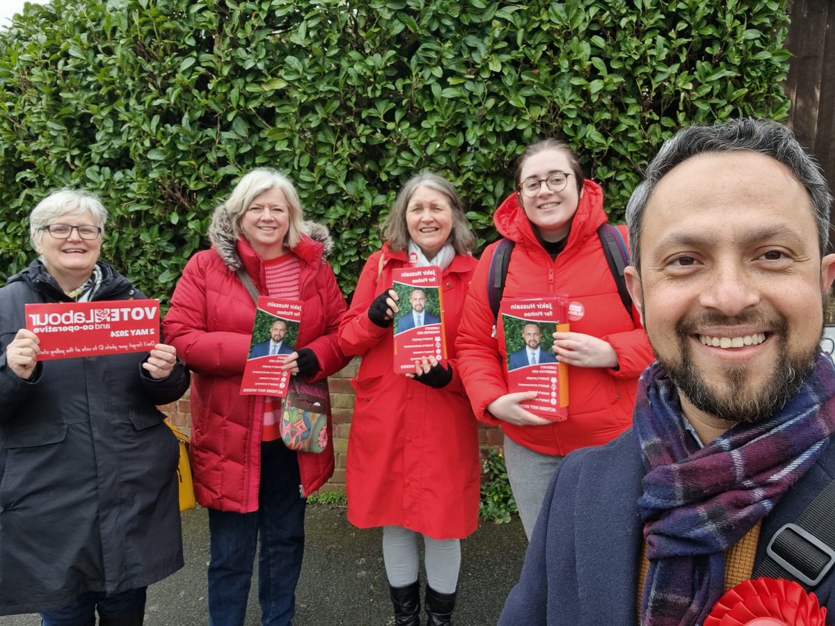 A lot of support again this morning for @JakirHussainuk in Pinhoe @EEELabourCLP