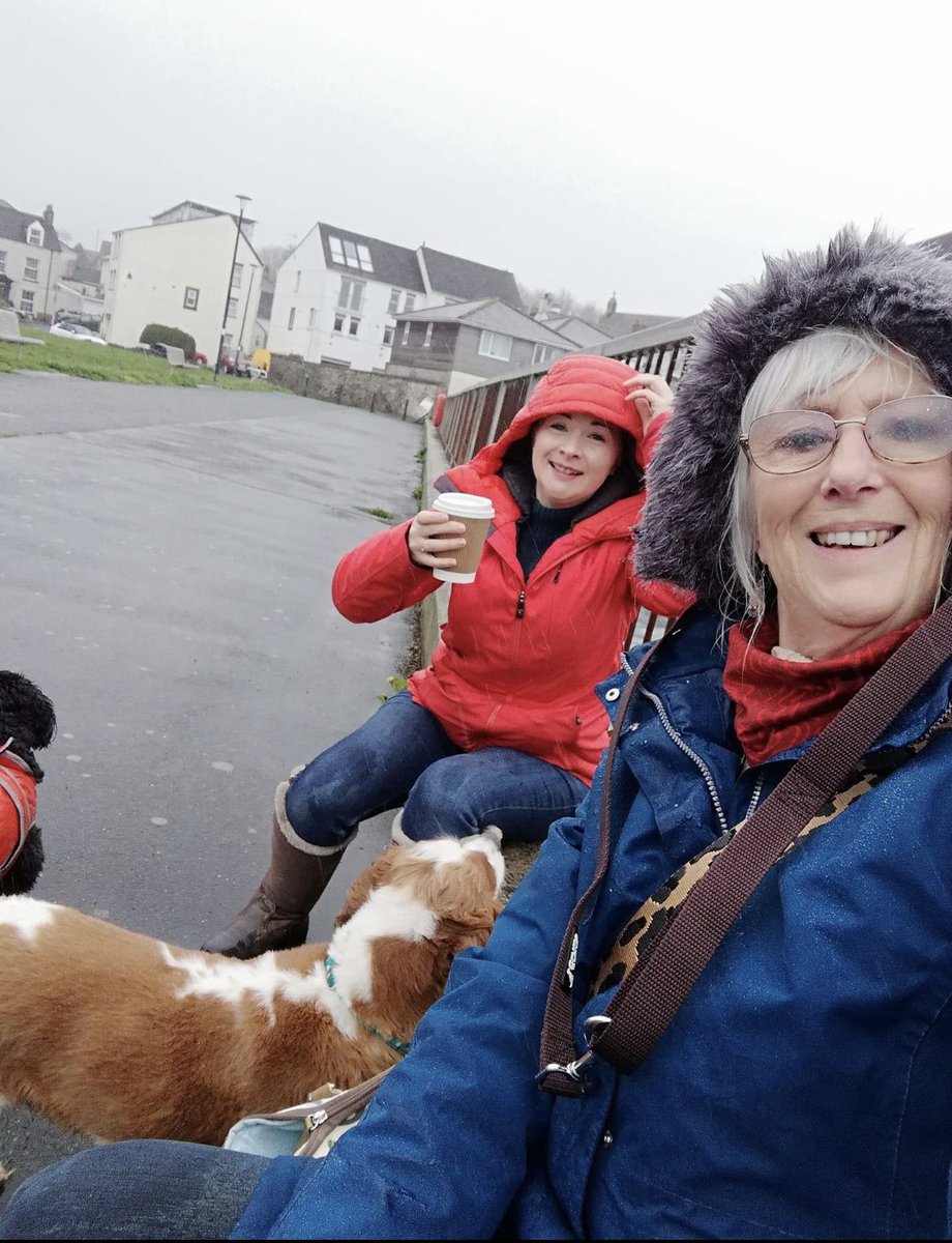 Hannah W tweet media