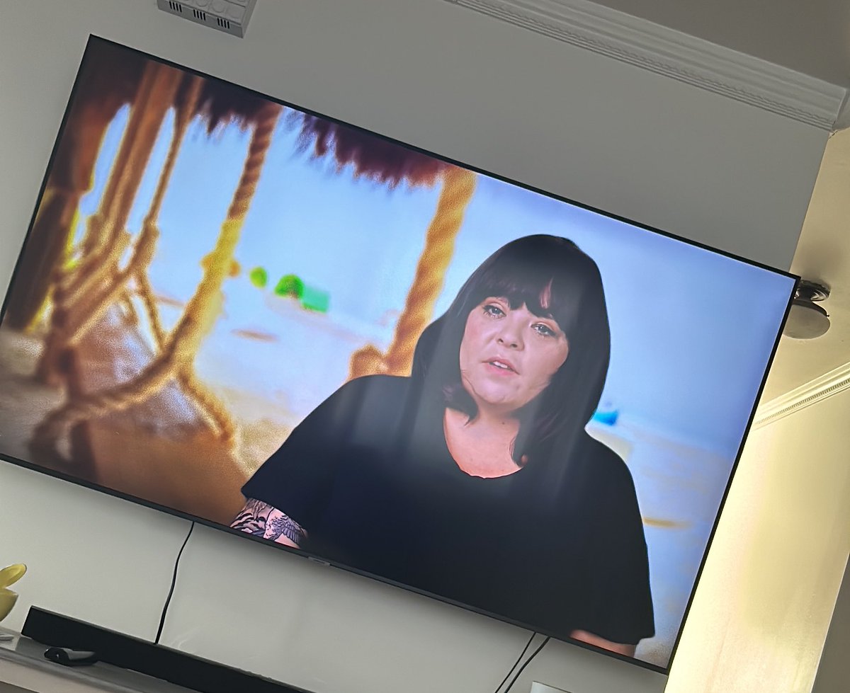 NeysaStylist's tweet image. How old is is cate??… because…..wtf? #TMFR #TeenMomFamilyReunion #TeenMom