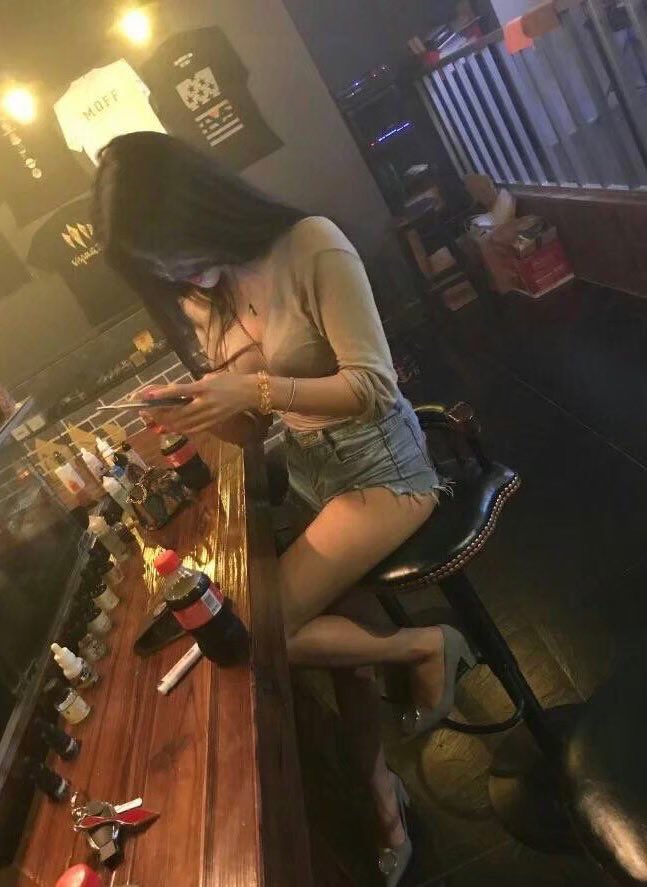 喝太多被朋友帶回他家 搞我 https://t.co/Hdyogb4ecQ