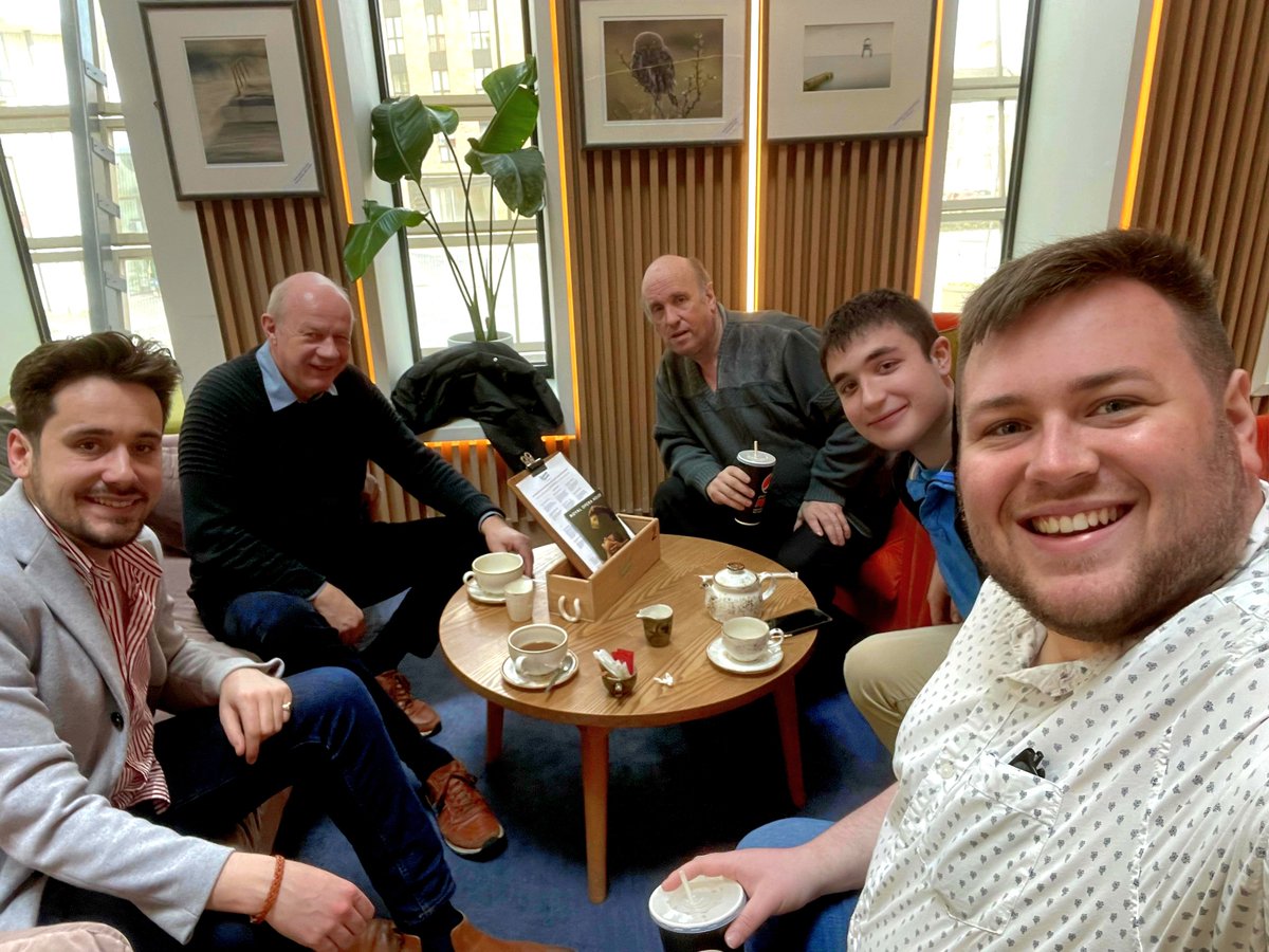 Following a productive morning distributing our latest leaflet in Aylesford and East Stour, our team enjoyed a well-deserved coffee break at the Picturehouse in the town centre, showing our support for this wonderful establishment.