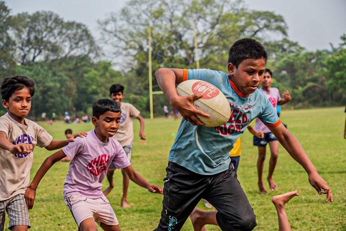 Whose foot is that? My fave pic from rugby this morning, was a bit tough to get up after a few birthday beers, but always worth it! #khelokhelo