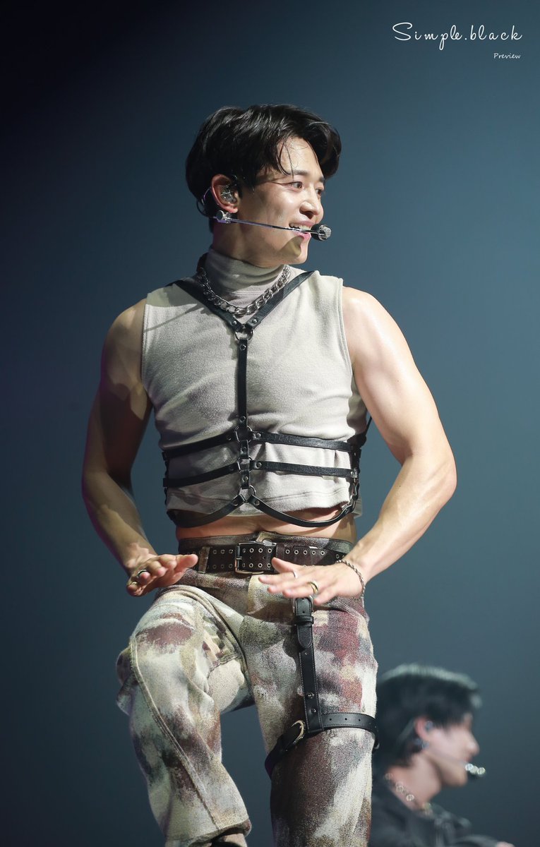 simpleblack1209's tweet photo. 240316  SW6 HK PREVIEW(2)

G-U-I-L-T-Y 
이건 범죄다

#민호 #샤이니 #MINHO #SHINee #ミンホ https://t.co/DgI06rAORS