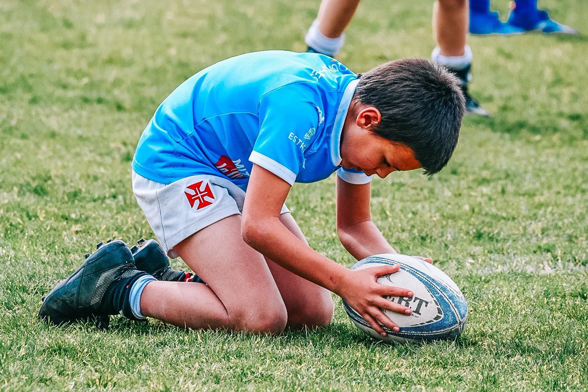 VRAC's tweet photo. 😃 ¡Qué gran mañana de rugby en Pepe Rojo!

💙 Gracias a jugadores, técnicos, padres y a todos los que hacen posible que el IX Torneo Internacional @VRAC sea una realidad https://t.co/JEfvd6McdJ
