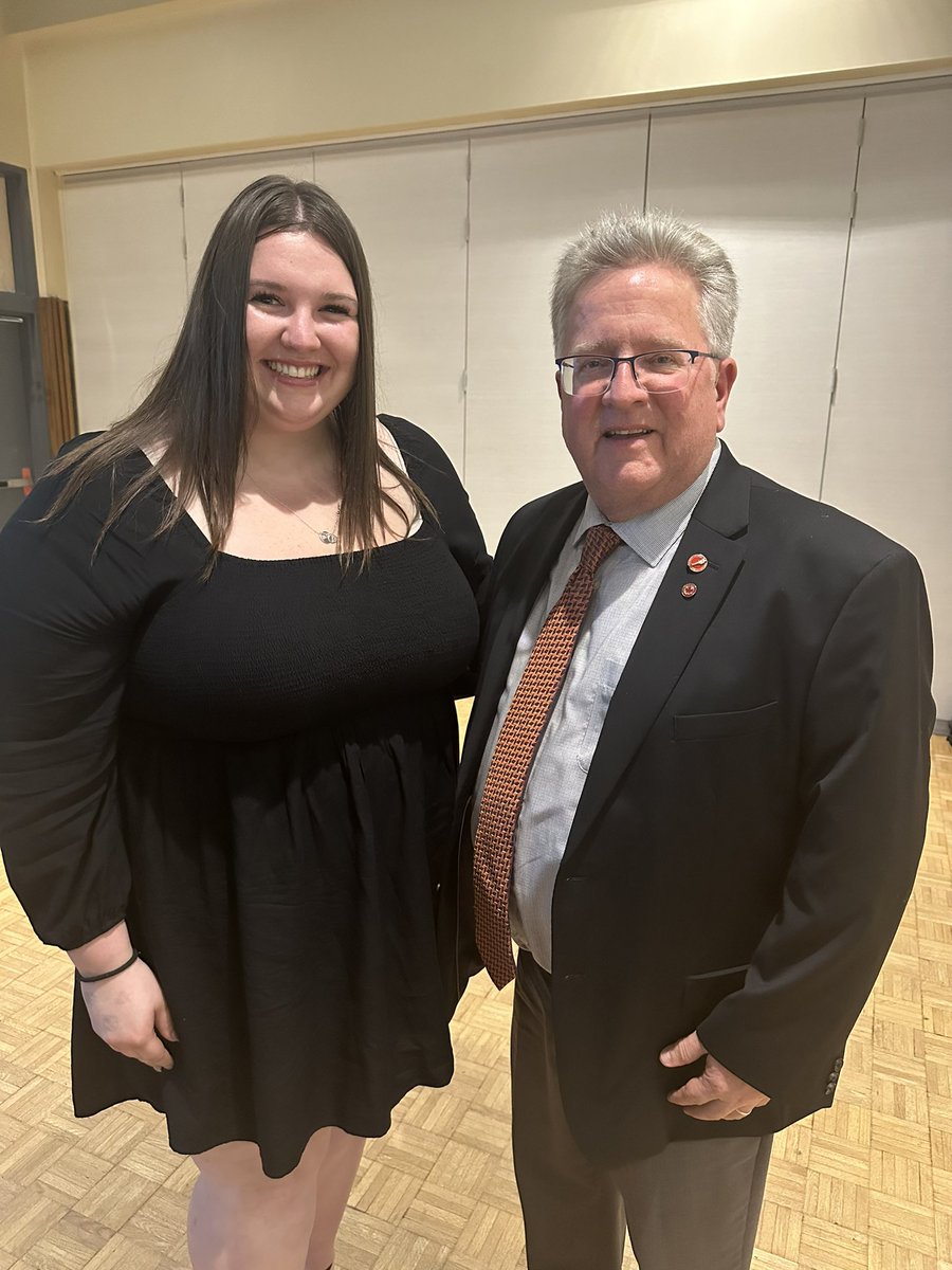 SenatorRobBlack's tweet photo. Delighted to meet the 2024 @CollegeRoyal President @lexijohnston92 at the 2024 Canadian Intercollegiate judging Competition earlier this week. Enjoy this weekend Lexi, as you and your team host the 2024 @uofg College Royal. Grandma Marcie would be so proud of you!! https://t.co/iV2Jfo5r1Y