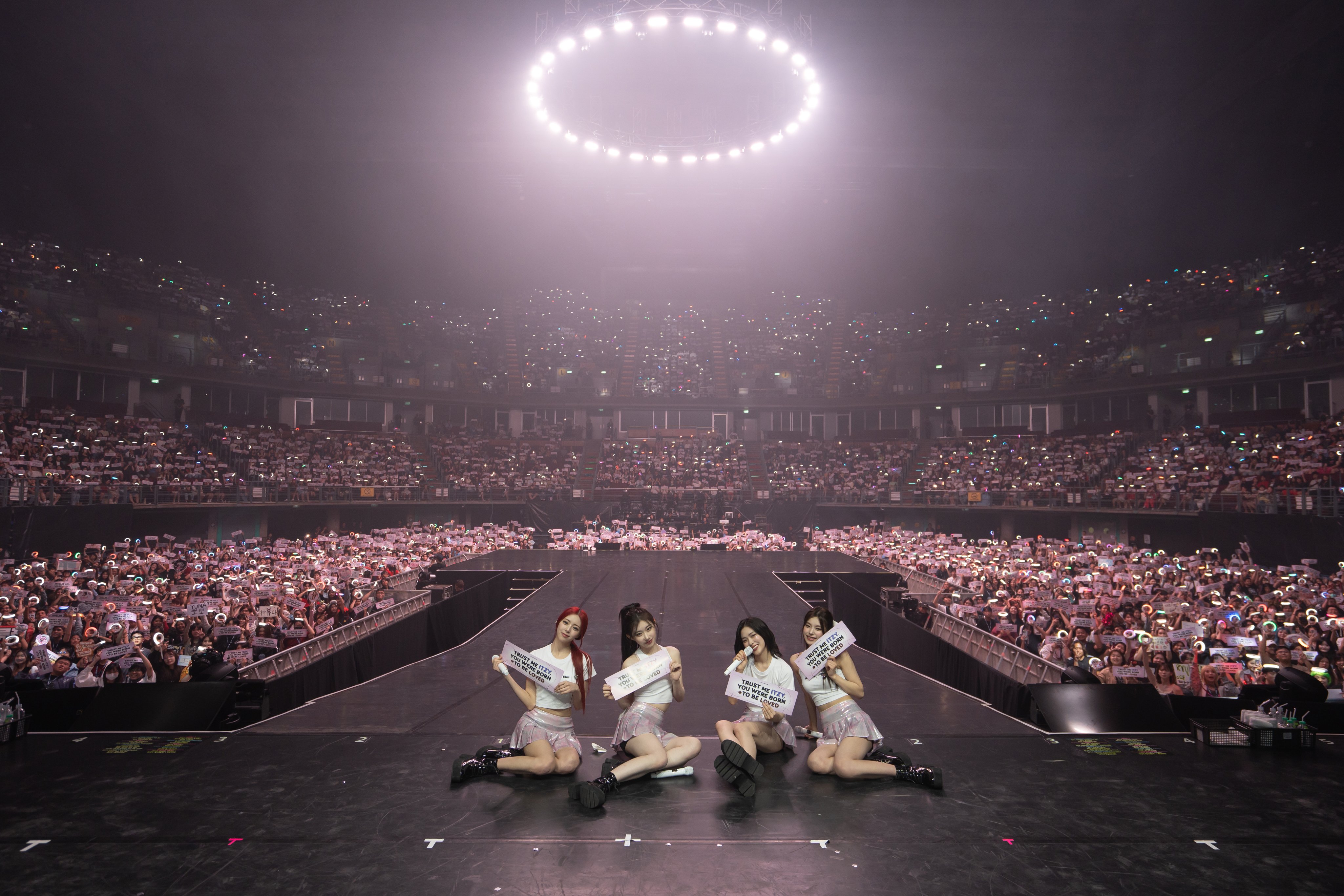 ITZY 2ND WORLD TOUR 2024 KPOP allkpop forums