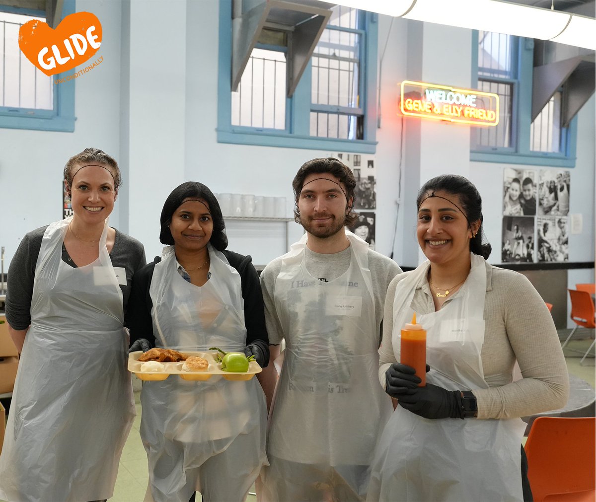 From code to compassion: Google gurus trade their keyboards for serving trays at GLIDE! Join us in spreading love and making a difference. Volunteer with GLIDE today: bit.ly/3ZBqnQc!! #GlideCommunity #VolunteerAppreciation🧡