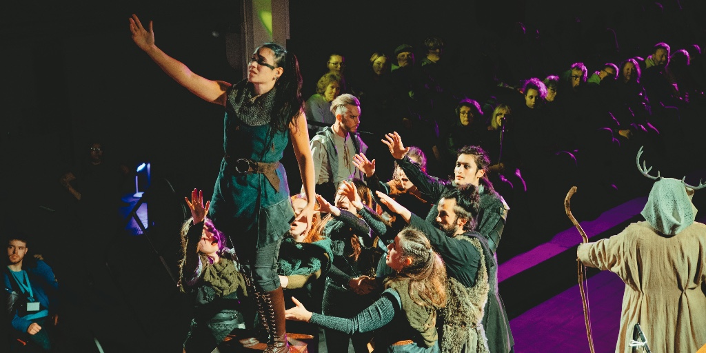 musicinkirklees's tweet image. The spectacular, Beowulf created for #KYOM23 by @ProperJobTheatr, brought monsters, warriors and dragons to Huddersfield. With an adaption by poets and music by Leighton Jones and Supriya Nagarajan, this ambitious piece brought people together from across Kirkleess and beyond.