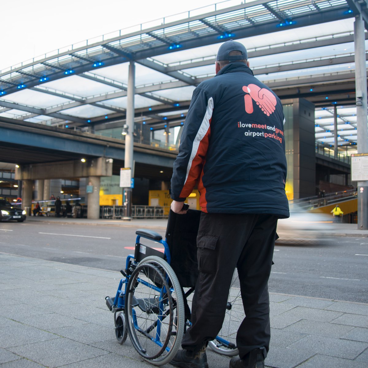 Today is #disabledaccessday and meet &amp; greet parking at the airport is still one of the most accessible parking options. 
ilovemeetandgreet.co.uk
#Accessibility