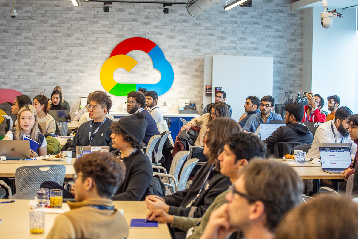 UofT_TCAIREM's tweet photo. 📣 March 2024 @UofT_TCAIREM #newsletter is out!
🏆 New DSI/T-CAIREM grant winners announced
🎥 VIDEO: @kdpsinghlab “Why AI Health Fails”
🎥 VIDEO: #Toronto #Health #Datathon Panel Discussion with @EptehalN, @alistairewj, @obenfine, and Micaela Consens
🔗 https://t.co/yADiGtFvtB https://t.co/MHyeySi8bB