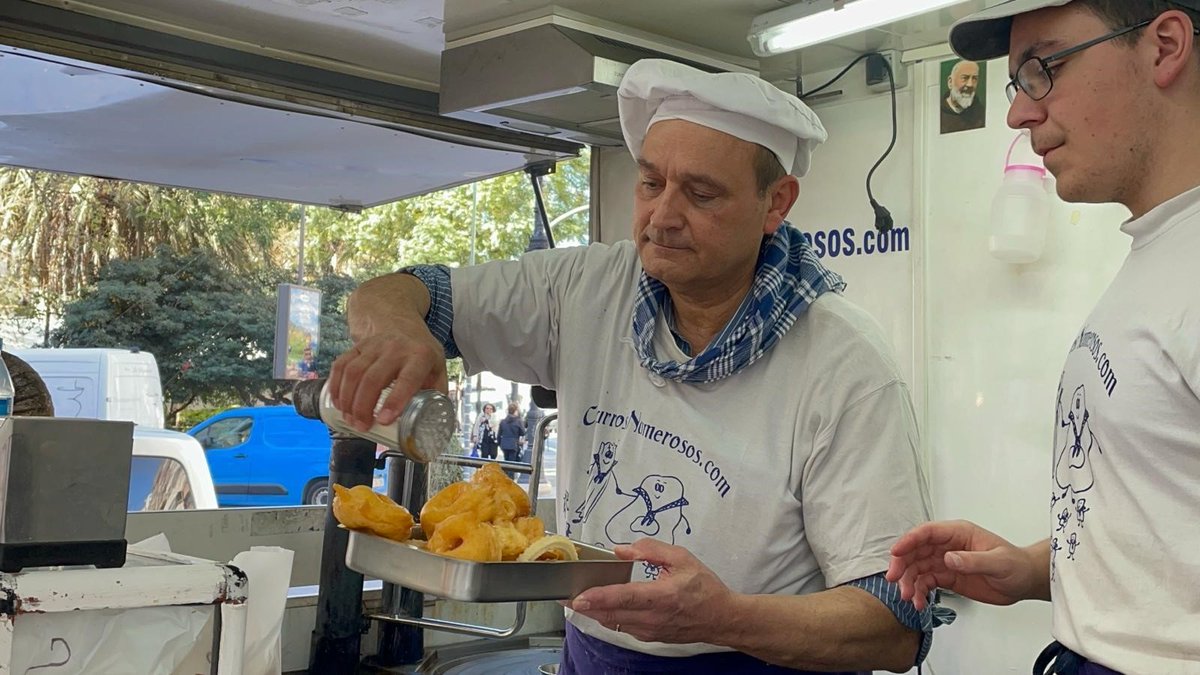 3CatInfo's tweet photo. La intolerància al gluten surt cara: més de mil euros extres a l'any per als celíacs 
https://t.co/A2KeMVKjvB https://t.co/Cb8uBae6Pe