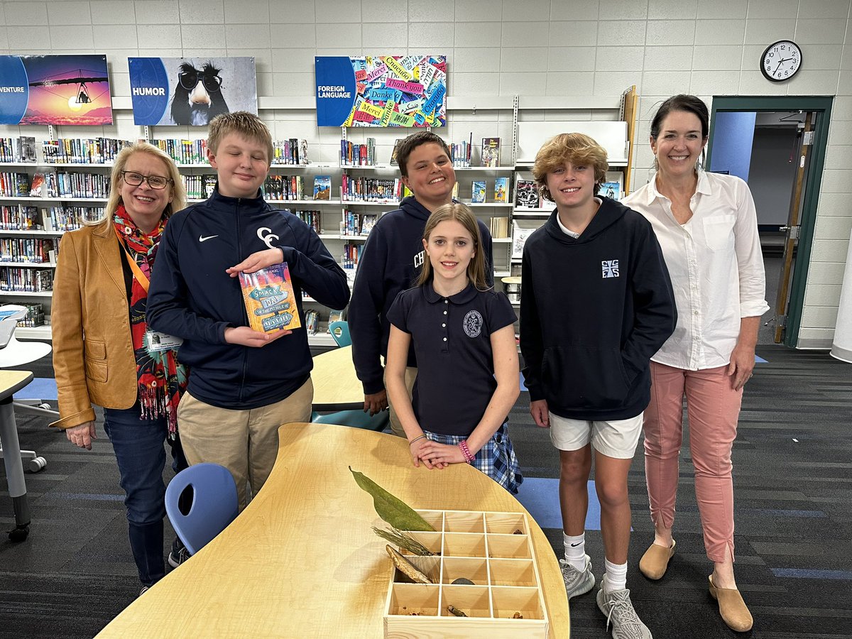 stephensread's tweet photo. Author Jo Hackl worked with our 6th graders to complete a 4 week study of her novel *Smack Dab in the Middle of
Maybe. This unit included Jo Hackl's curriculum, “Building Grit Kit: Smack Dab in the Middle of Becoming a Hero in Your Own Story.” @SCASL @JoHackl https://t.co/LY4U8NkFV1