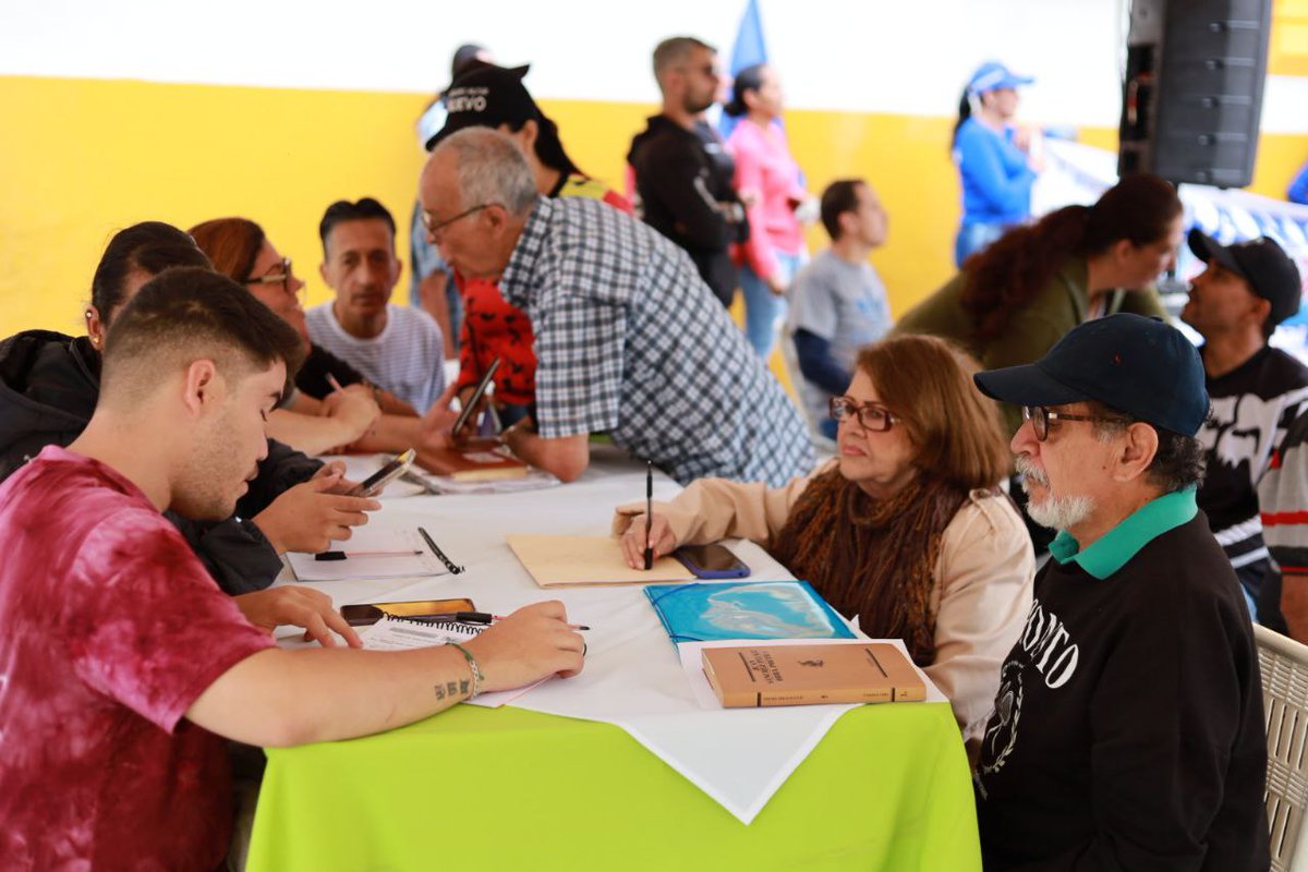 #EnFotos | Así comienza la tercera jornada del registro de la Gran Misión #VivaVenezuela, Mi Patria Querida, en la Plaza Bolívar de La Grita, municipio Jáuregui en el estado Táchira.