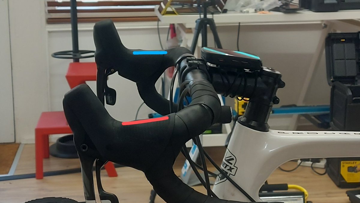 BFOsteoLondon's tweet photo. Hoods inclination could be the origin for hands pin &amp; needles and shoulders pain! #bikefitting https://t.co/tvG6DK2dJW