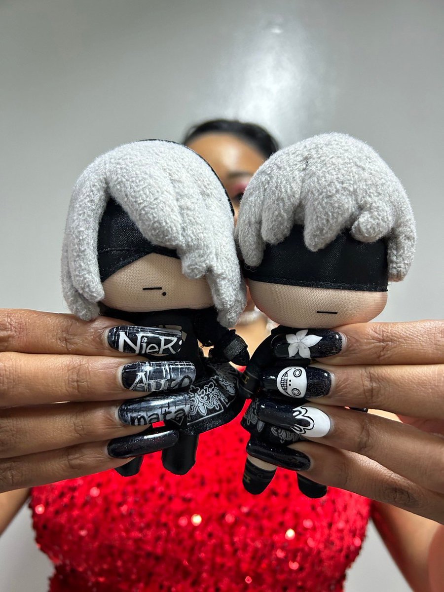 Would you believe that not a single person noticed my nails tonight during the meet and greet? 🤷🏾‍♀️ Oh well, better luck tomorrow 😂 thanks so much for the love tonight Bangkok. You were truly an amazing audience and we loved connecting with you 💜🫶🏾