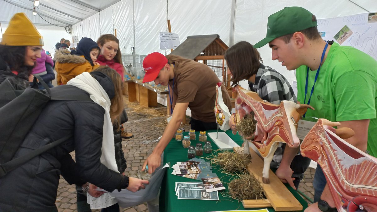 Al via la 77^ edizione della Mostra dell'Agricoltura di Trento. Quest'anno FEM presente con uno spazio intitolato ”Biodiversità in campo, le api e il loro ambiente”. A Trento, Centro Epositivo di Via Briamasco, fino a domenica 17. Per aperne di più: fmach.it/Comunicazione/…