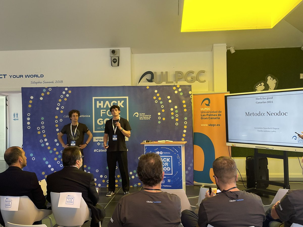 👉🏻Próximo en exponer #GC004 
Nos presentan el reto : #Mejorarladucación 

#hackforgood #h4gcan